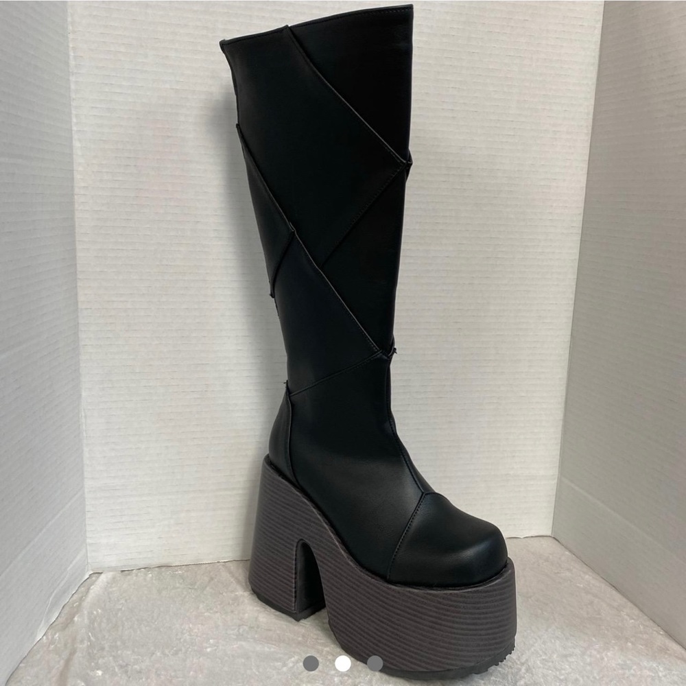 Demonia Camel 280 Black Chunky Heel Platform Boots - Picture 3 of 4